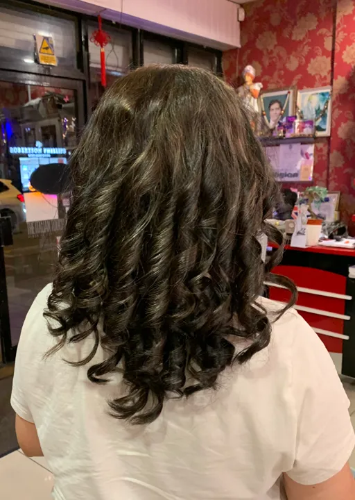 Hairstyle wash cut blow dry & curls