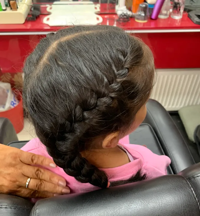 Kids wash & blow dry with plaits